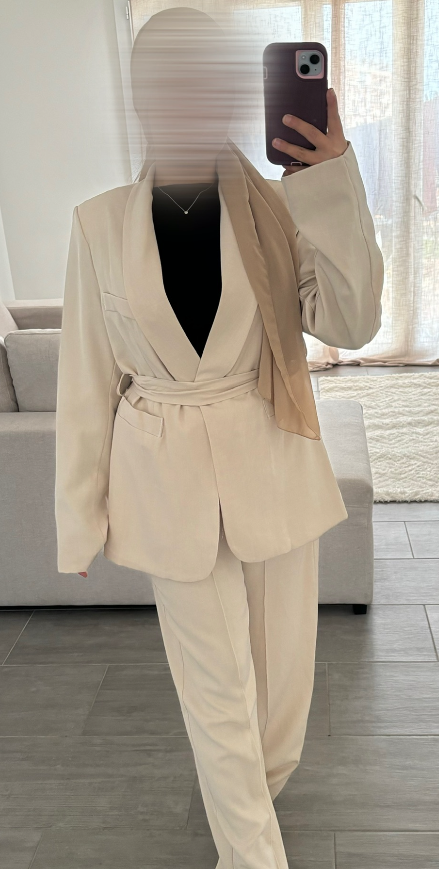 Ensemble tailleur a ceinture beige