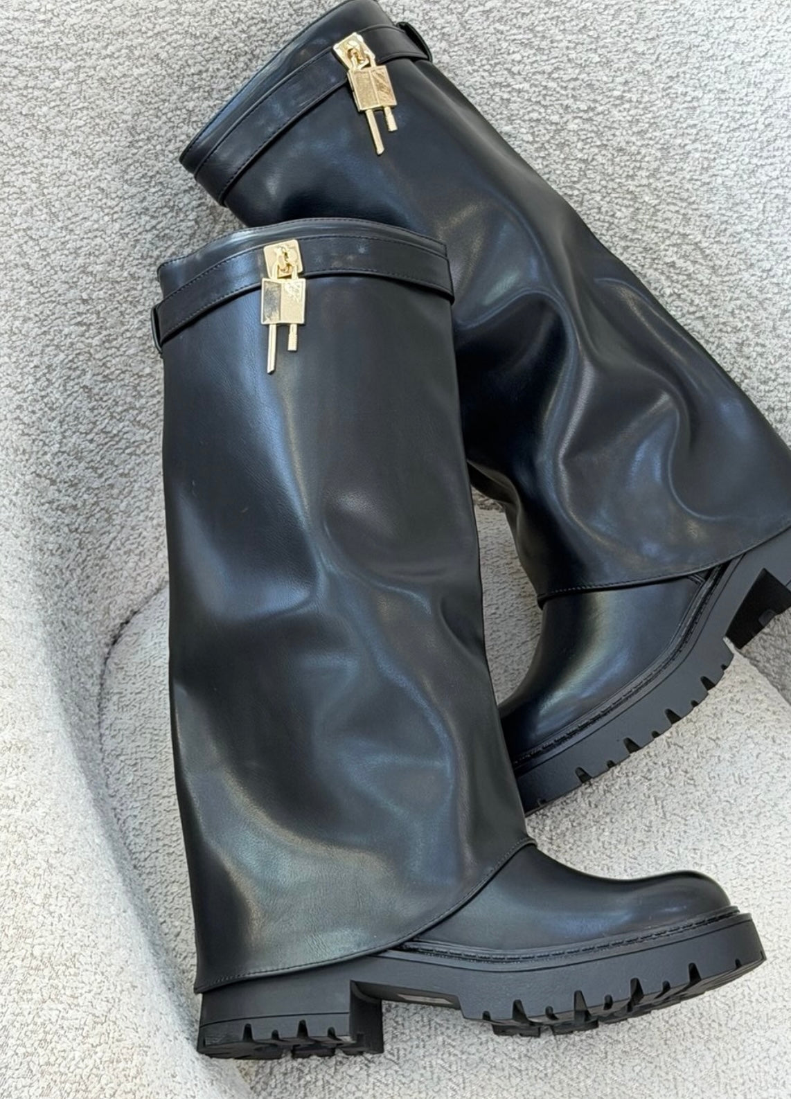 Bottes style Givenchy
