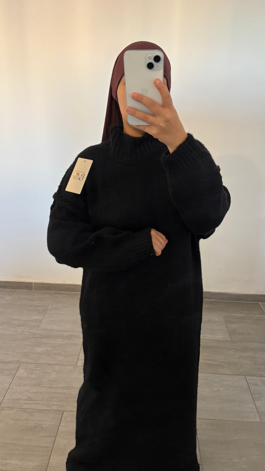 Robe longue noir en maille